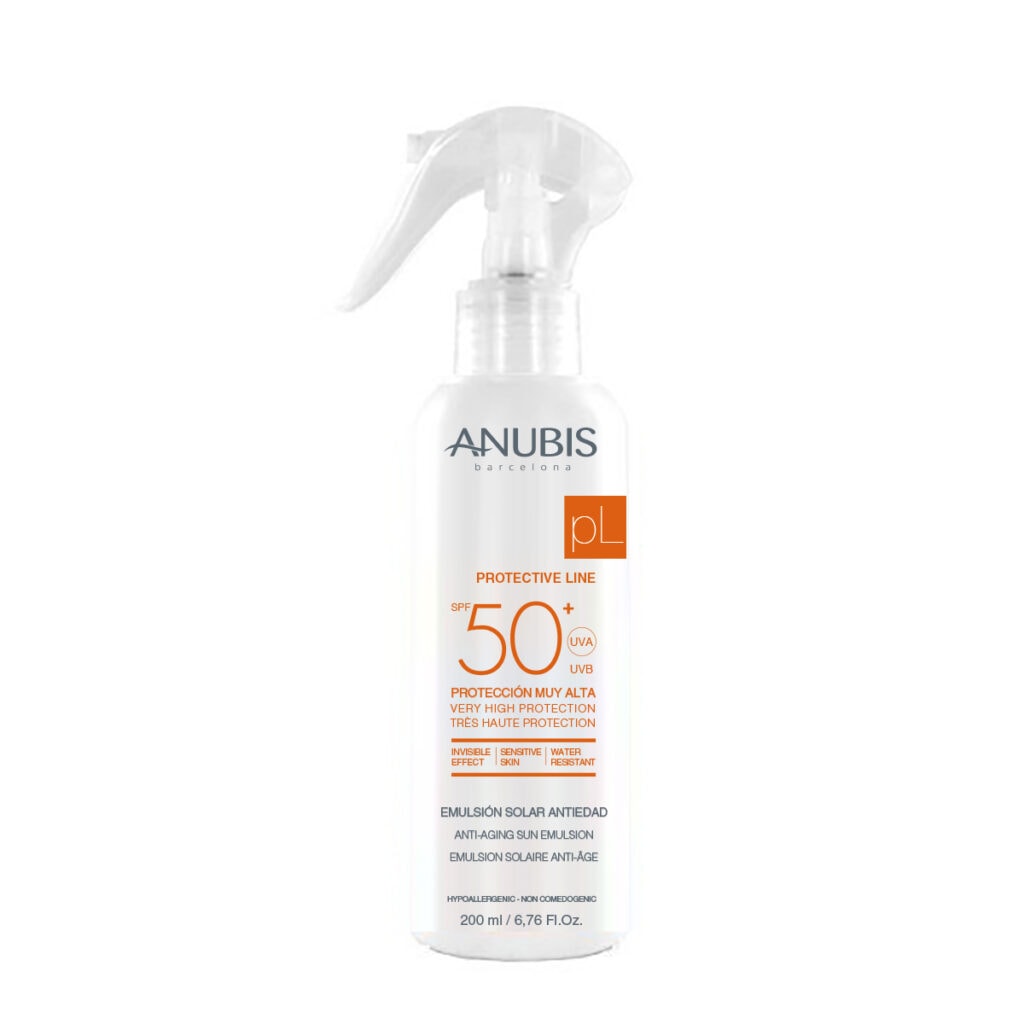 Sun Emulsion Spray SPF 50+ 200 мл / Spray przeciwsłoneczny do twarzy i ciała «AQUA» SPF 50+ 200ml