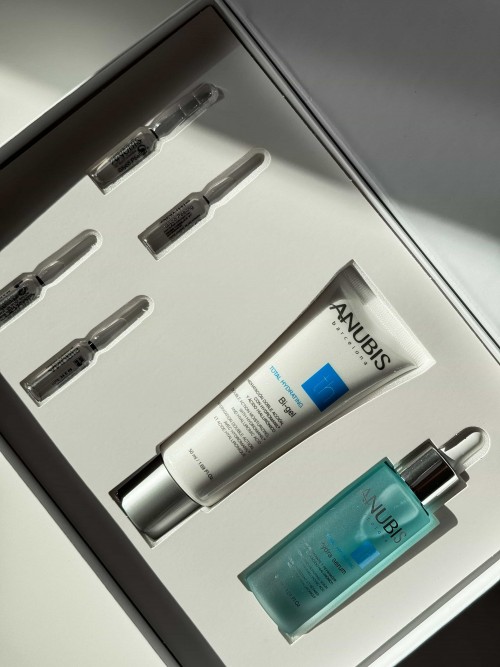 Timeless Pack Total Hydrating / Zestaw «Elegancja»